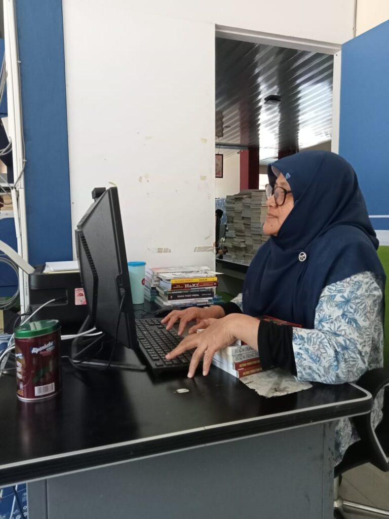 Pengabdian di Balik Lembar Buku: 27 Tahun Kiprah Pustakawan Pengadaan*